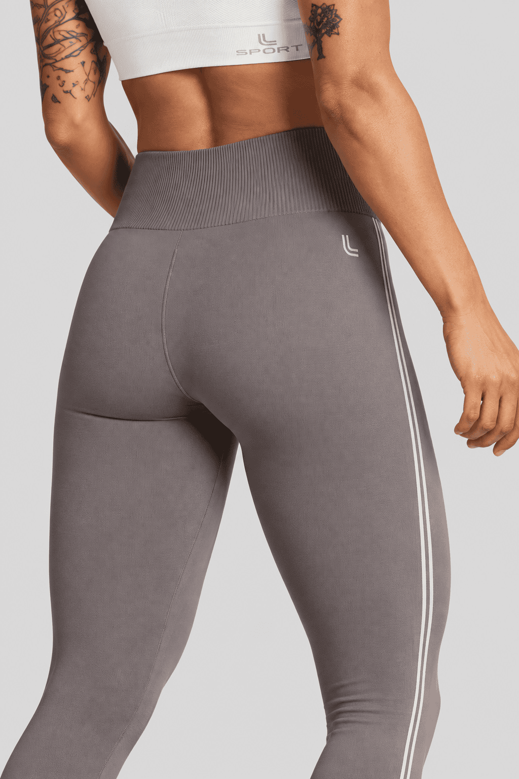 LUPO Act Seamless Legging - Image 13