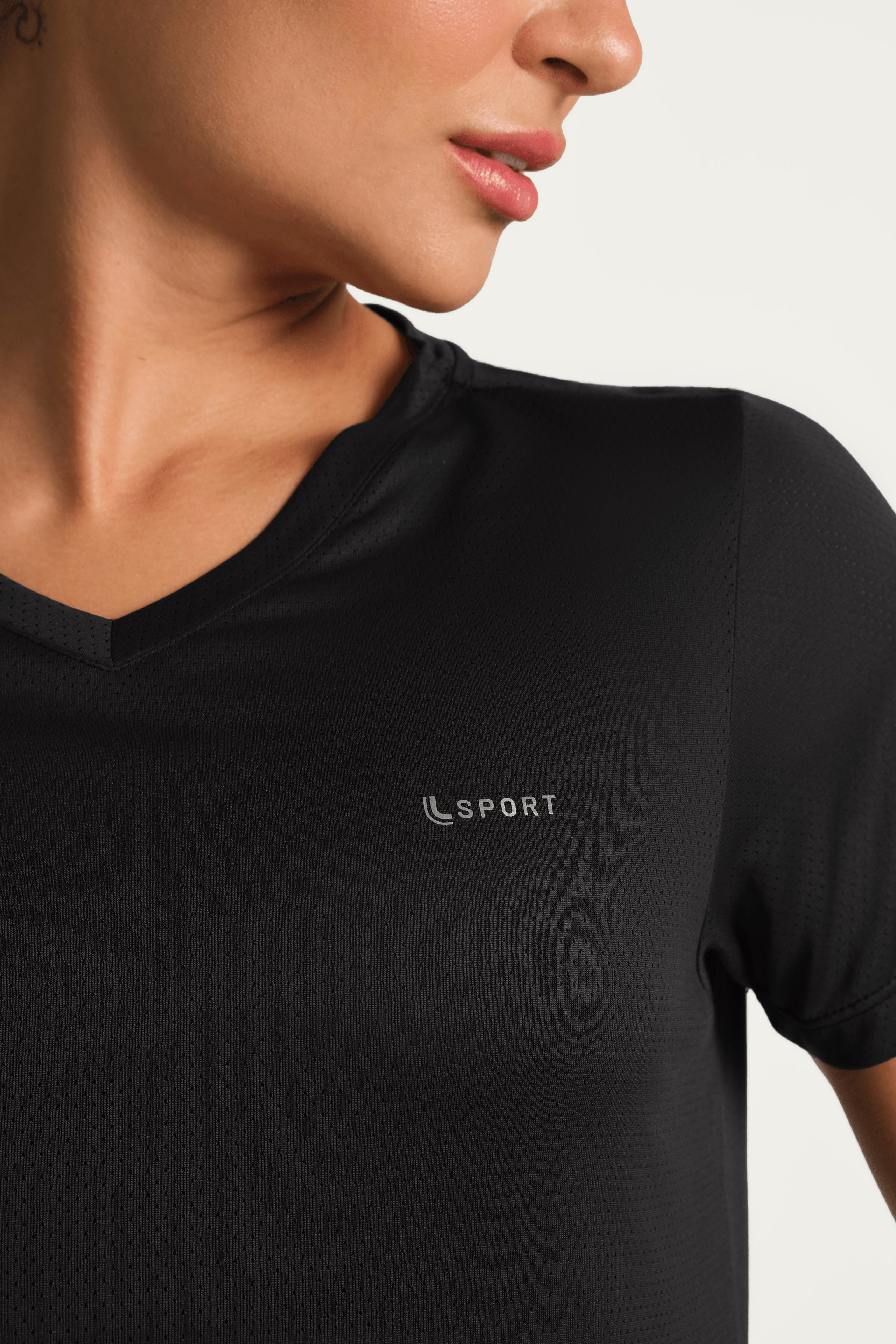 LUPO Sport elongated T-shirt with side slit - Image 4