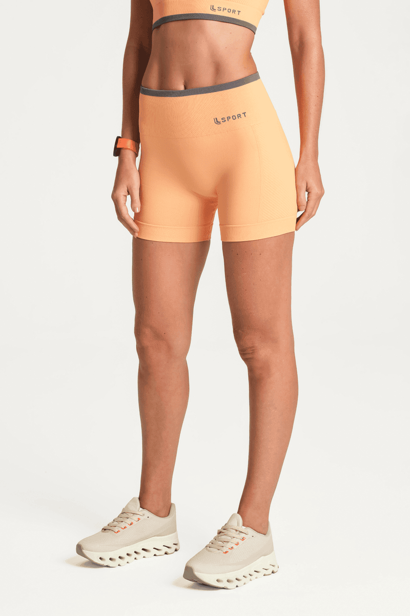 LUPO Sport Ayra Seamless Shorts - Image 3